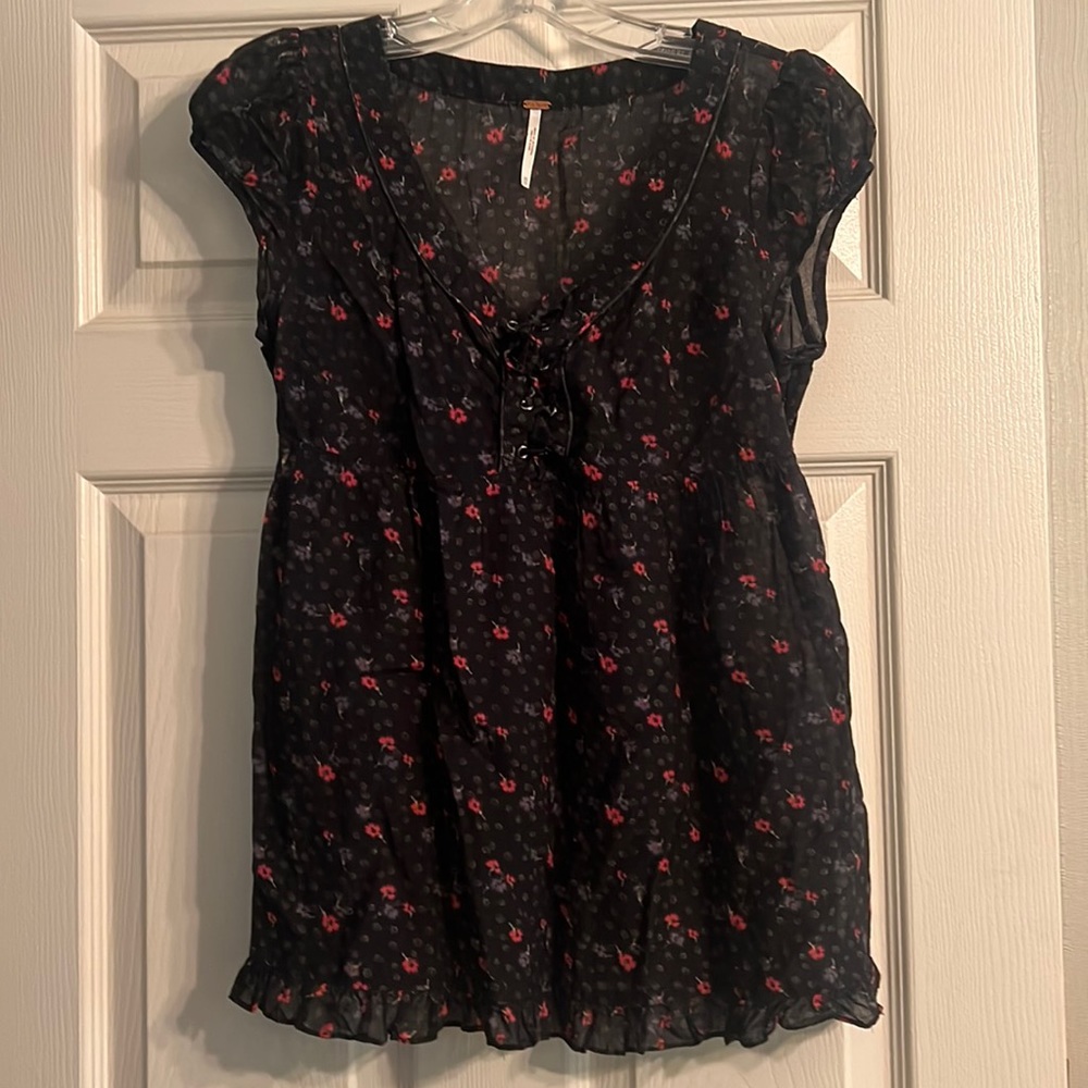 FREE PEOPLE Short Sleeve Blouse